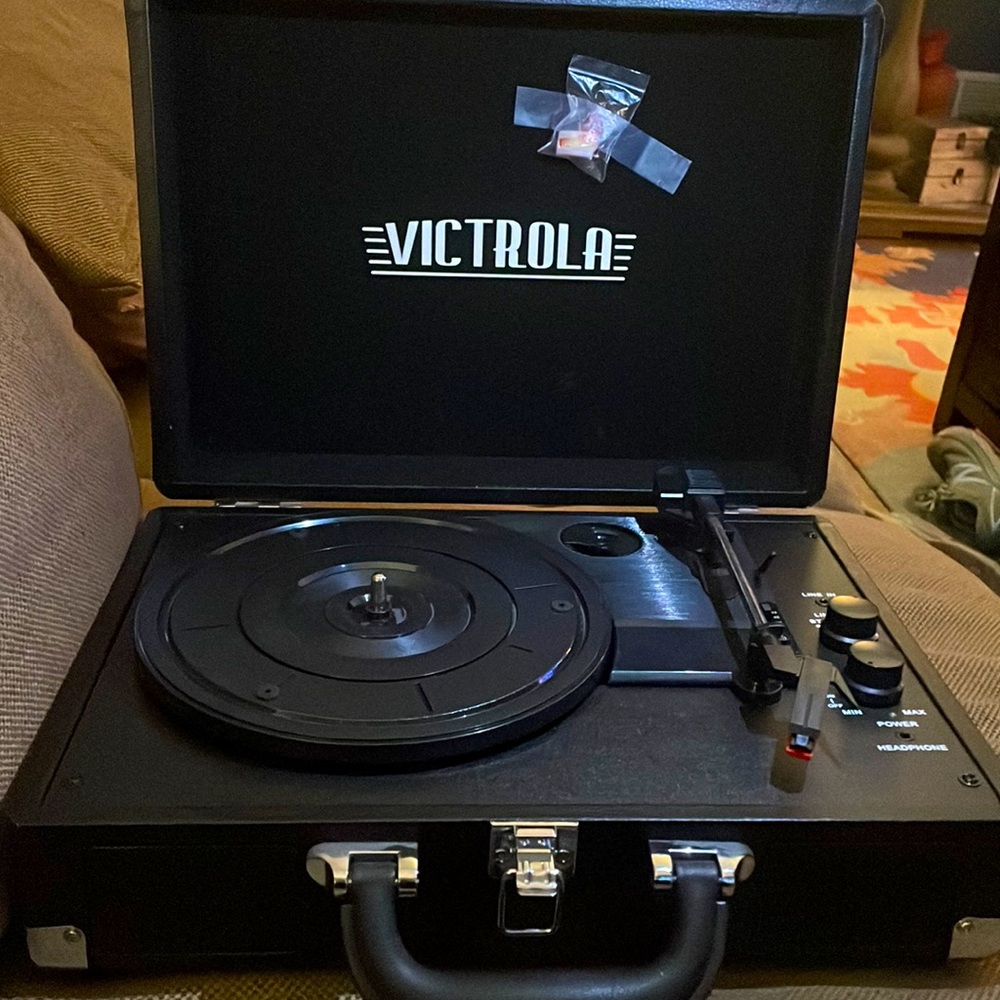 Bluetooth Victorola Record Player